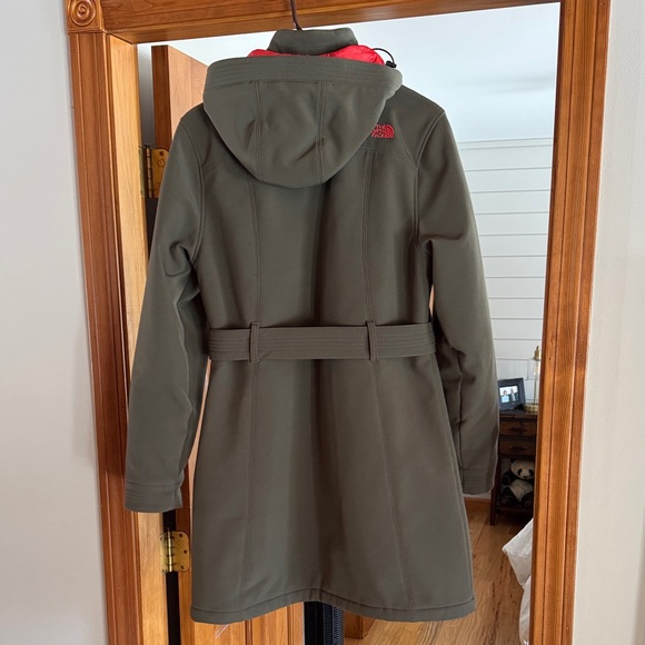 The North Face Dark Green Belted Jacket with Red Lining - Picture 2 of 5